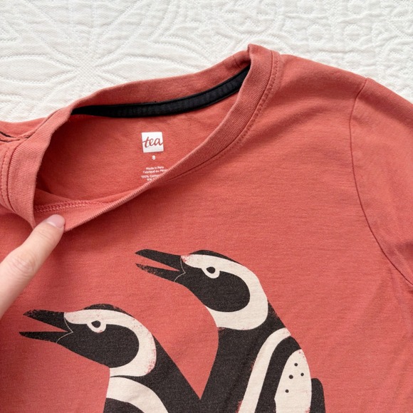 Tea Collection Kids' Penguin Graphic Print Long Sleeve Tee Shirt, Sz 8 - Picture 2 of 3